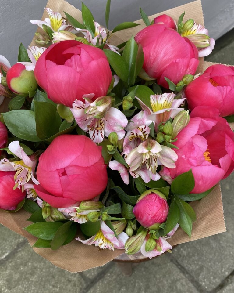Peony Bouquet - Image 2