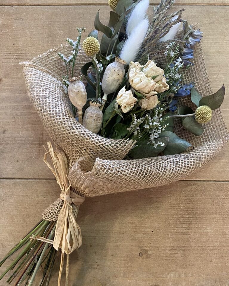 Mini Dried Flower Bunch - Image 2